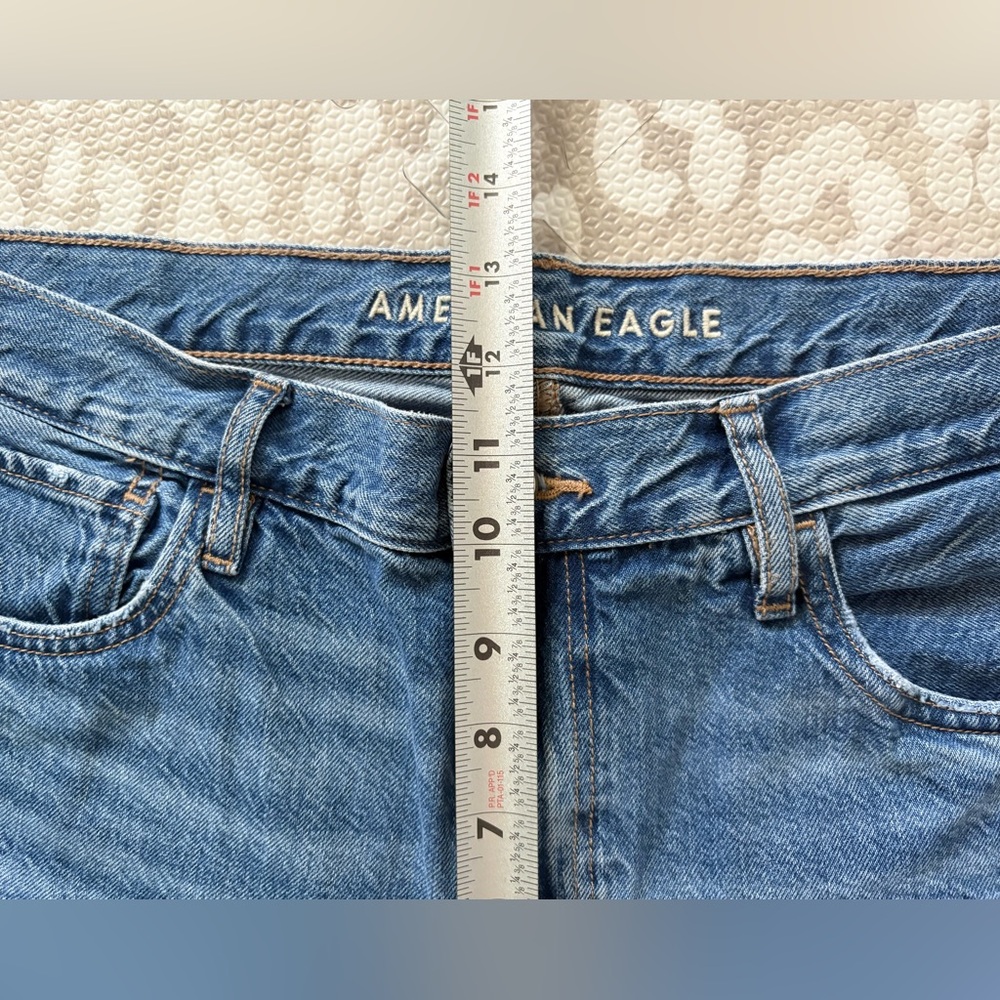 American Eagle Outfitters High Rise Blue Jeans - Picture 5 of 11